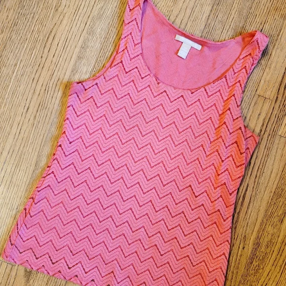 Banana Republic Coral Pink stretchy lacey lightweight camisole tank - Picture 1 of 3